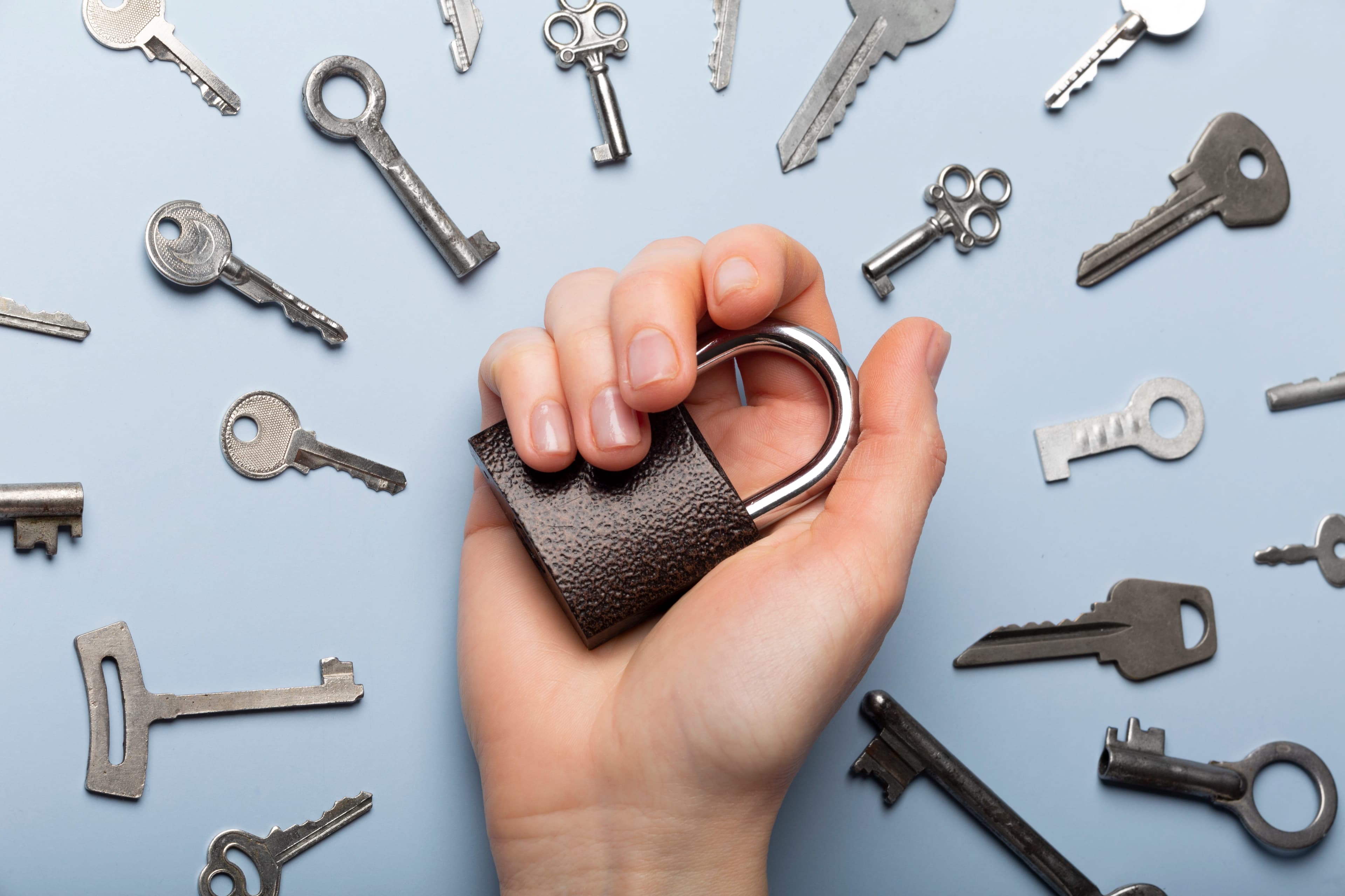 Door lock and keys